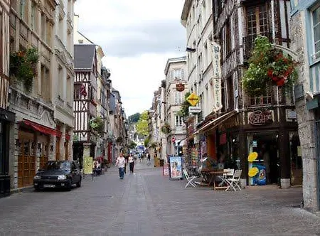 Place Vieux Marche Appartamento *